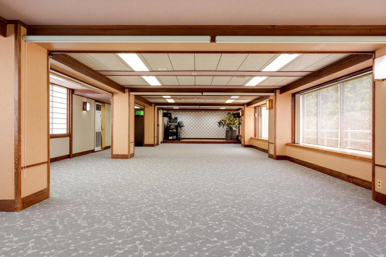 Hotel Suisenkaku Saint Neots Zewnętrze zdjęcie