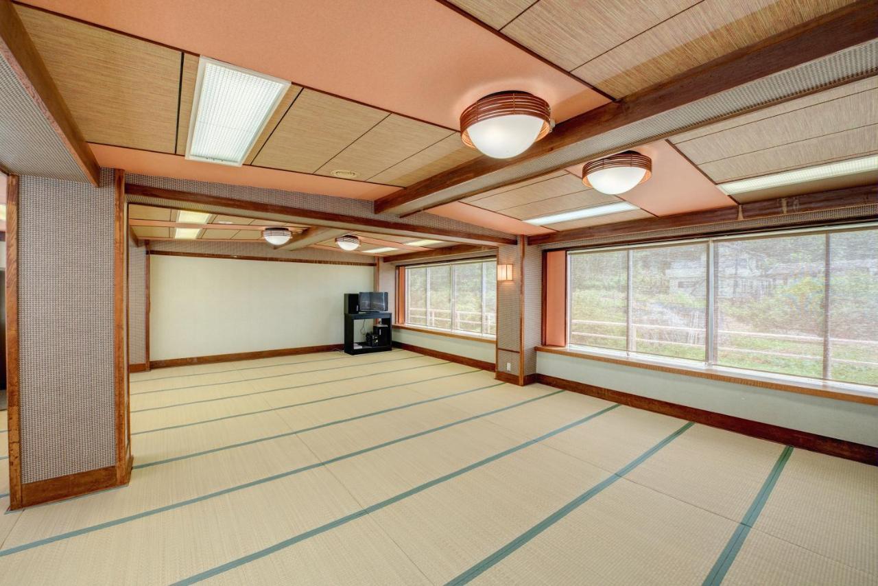 Hotel Suisenkaku Saint Neots Zewnętrze zdjęcie